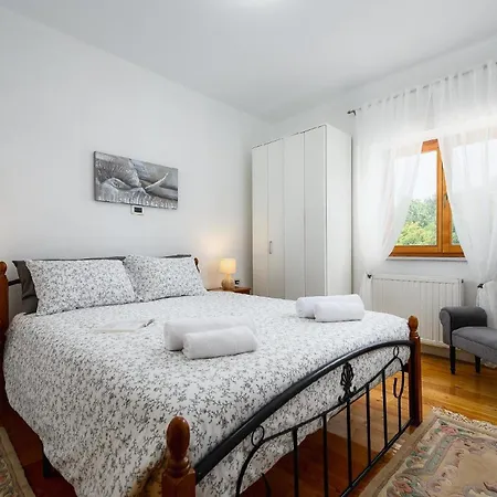 Apartment Fuer 6 Personen Ca 120 Qm In Paradiz Bei Labin, Istrien Binnenland Von Istrien